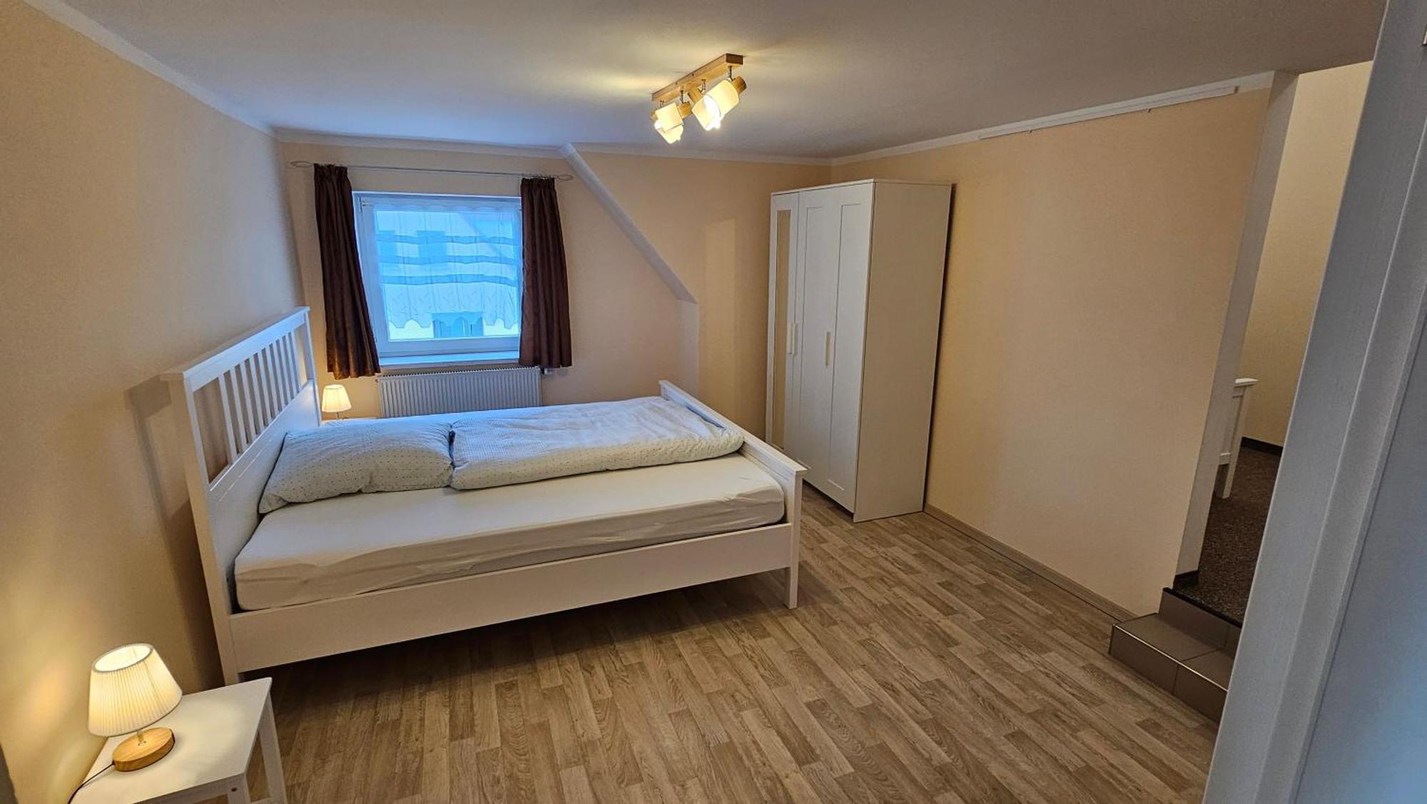Sehr Schoenes Und Grosses Haus In Dresden - Partys Und Andere Feierlichkeiten Sind Wegen Eventueller Laermbelaestigung Nicht Gestattet Zewnętrze zdjęcie